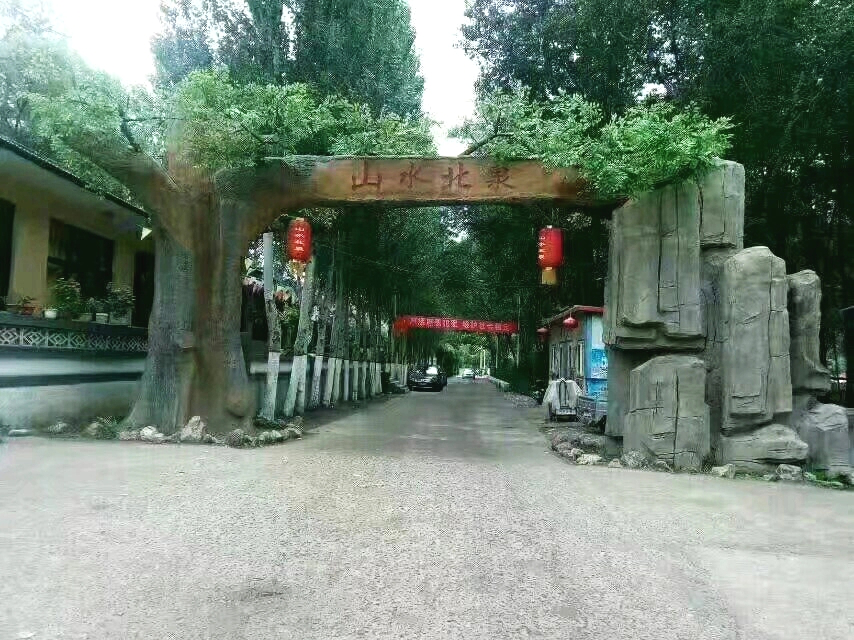 仿真榕樹大門，秒殺景區優勢！